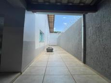 Imagem Casa com 4 Quartos à Venda, 272 m²em Presidente Roosevelt - Uberlândia