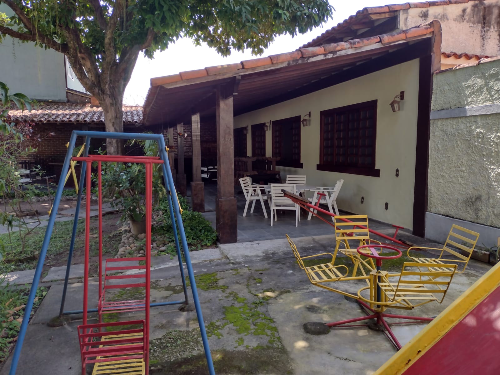 Imagem Casa com 4 Quartos à Venda, 442 m²em Piratininga - Niterói Imagem Casa com 4 Quartos à Venda, 442 m²em Piratininga - Niterói