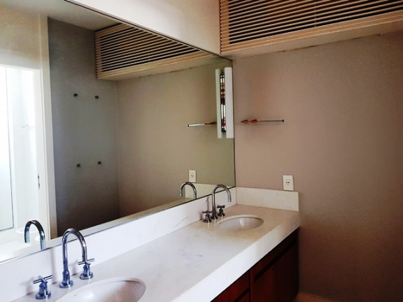 Imagem Cobertura com 5 Quartos à Venda, 680 m² em Icaraí - Niterói