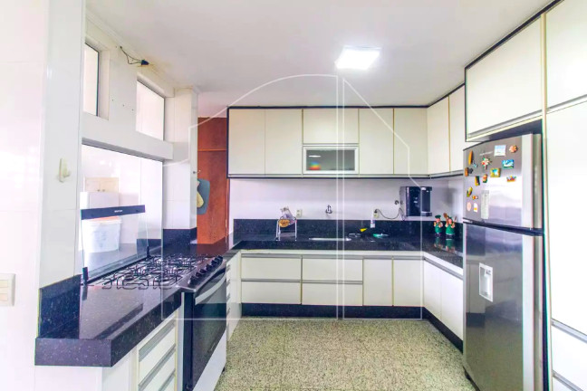 Imagem Apartamento com 3 Quartos à Venda, 157 m²em Asa Sul - Brasília