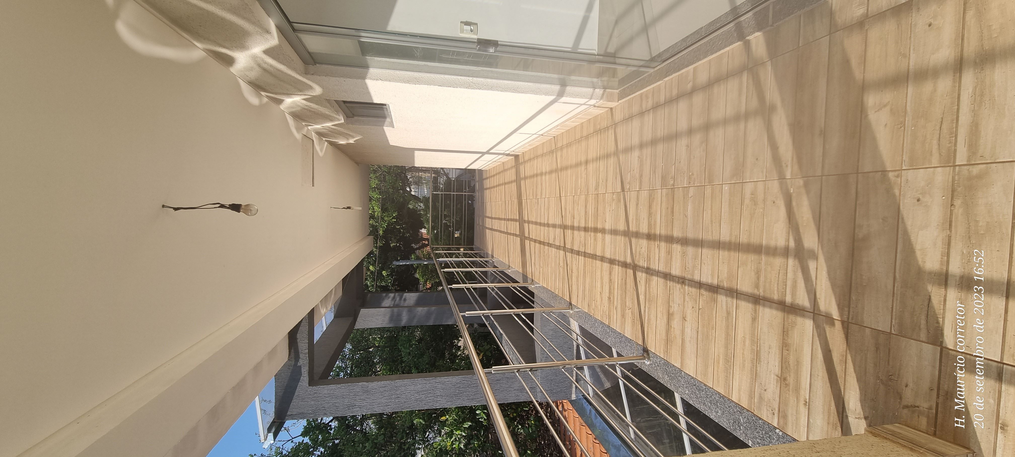 Imagem Sobrado com 4 Quartos à Venda, 377 m²em Setor Jaó - Goiânia
