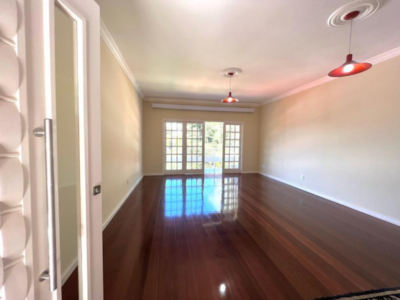 Imagem Casa com 5 Quartos à Venda, 400 m² em Golfe - Teresópolis