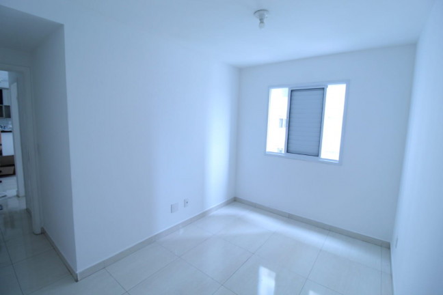 Imagem Apartamento com 2 Quartos à Venda, 45 m² em Vila Carmosina - São Paulo