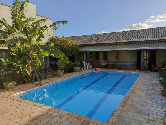 Casa com 2 Quartos à Venda, 150 m²em Bourbon - Foz do Iguaçu