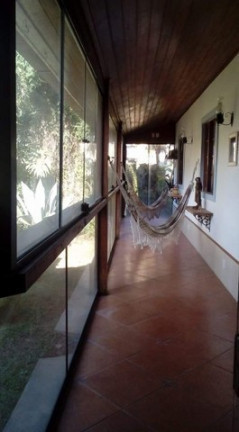 Imagem Casa de Condomínio com 4 Quartos à Venda, 200 m² em Vargem Grande - Teresópolis