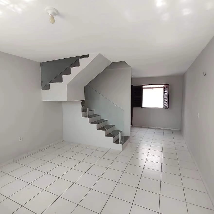 Imagem Casa com 2 Quartos à Venda, 85 m²em Prefeito José Walter - Fortaleza