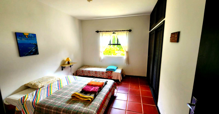 Imagem Chácara com 5 Quartos à Venda, 299 m² em  - Petrópolis