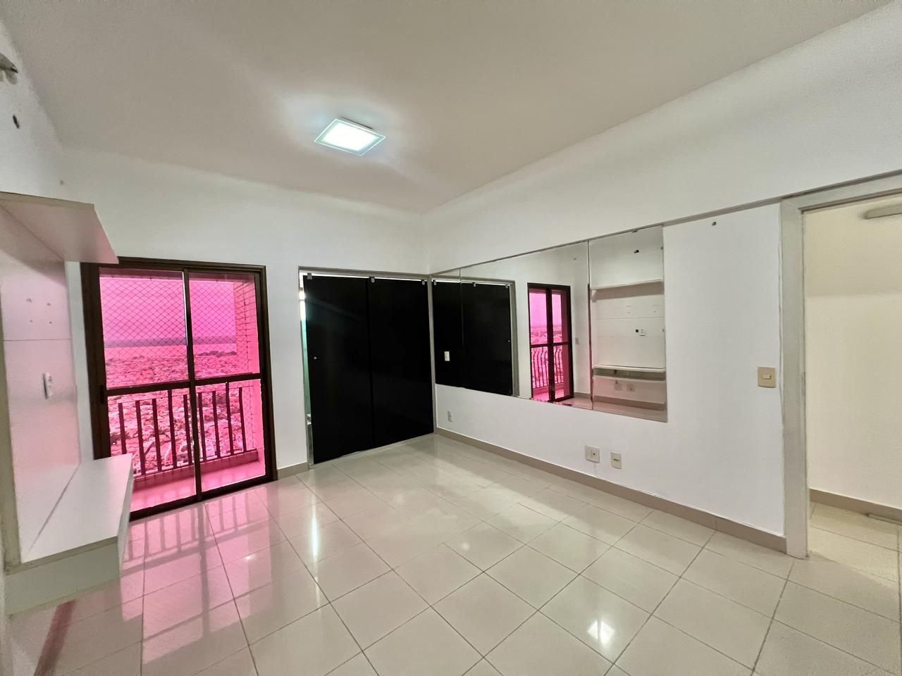 Imagem Apartamento com 4 Quartos à Venda, 155 m²em Batista Campos - Belém