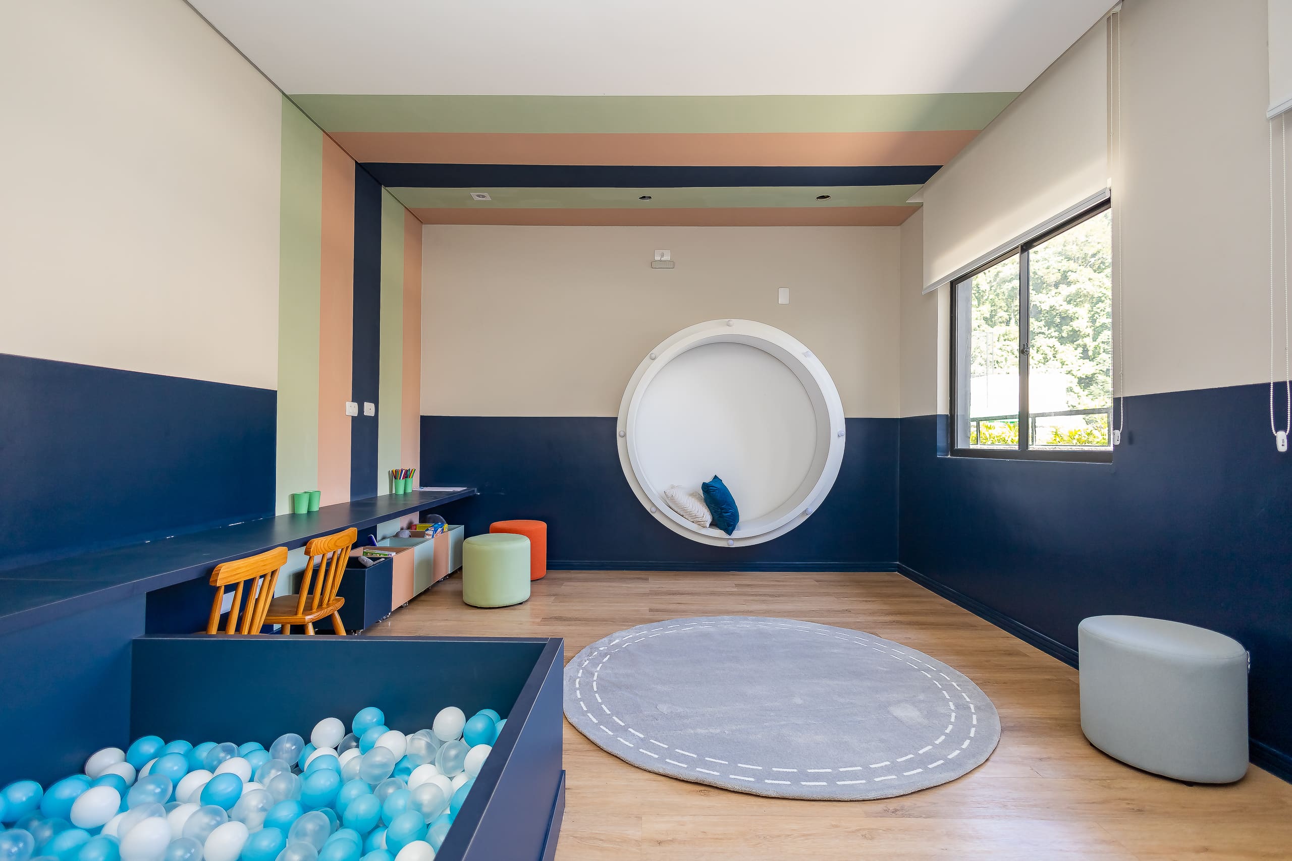 Imagem Apartamento com 2 Quartos à Venda, 48 m²em Balneário Caiobá - Matinhos