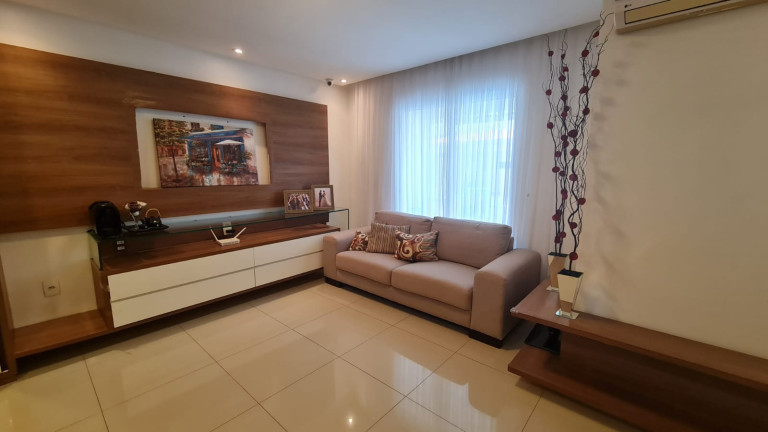Imagem Casa de Condomínio com 3 Quartos para Alugar,  em Sapiranga-Coité - Fortaleza