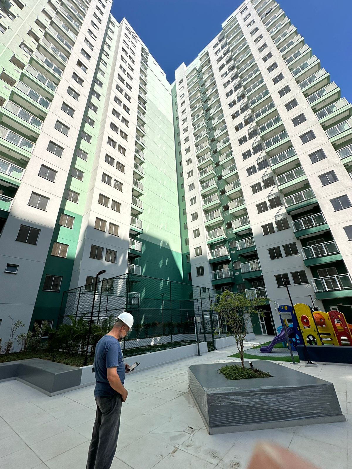 Imagem Apartamento com 2 Quartos à Venda, 43 m² em Santo Cristo - Rio de Janeiro Imagem Apartamento com 2 Quartos à Venda, 43 m² em Santo Cristo - Rio de Janeiro