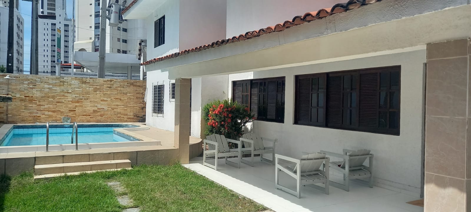Imagem Casa com 6 Quartos à Venda, 289 m²em Piedade - Jaboatão dos Guararapes