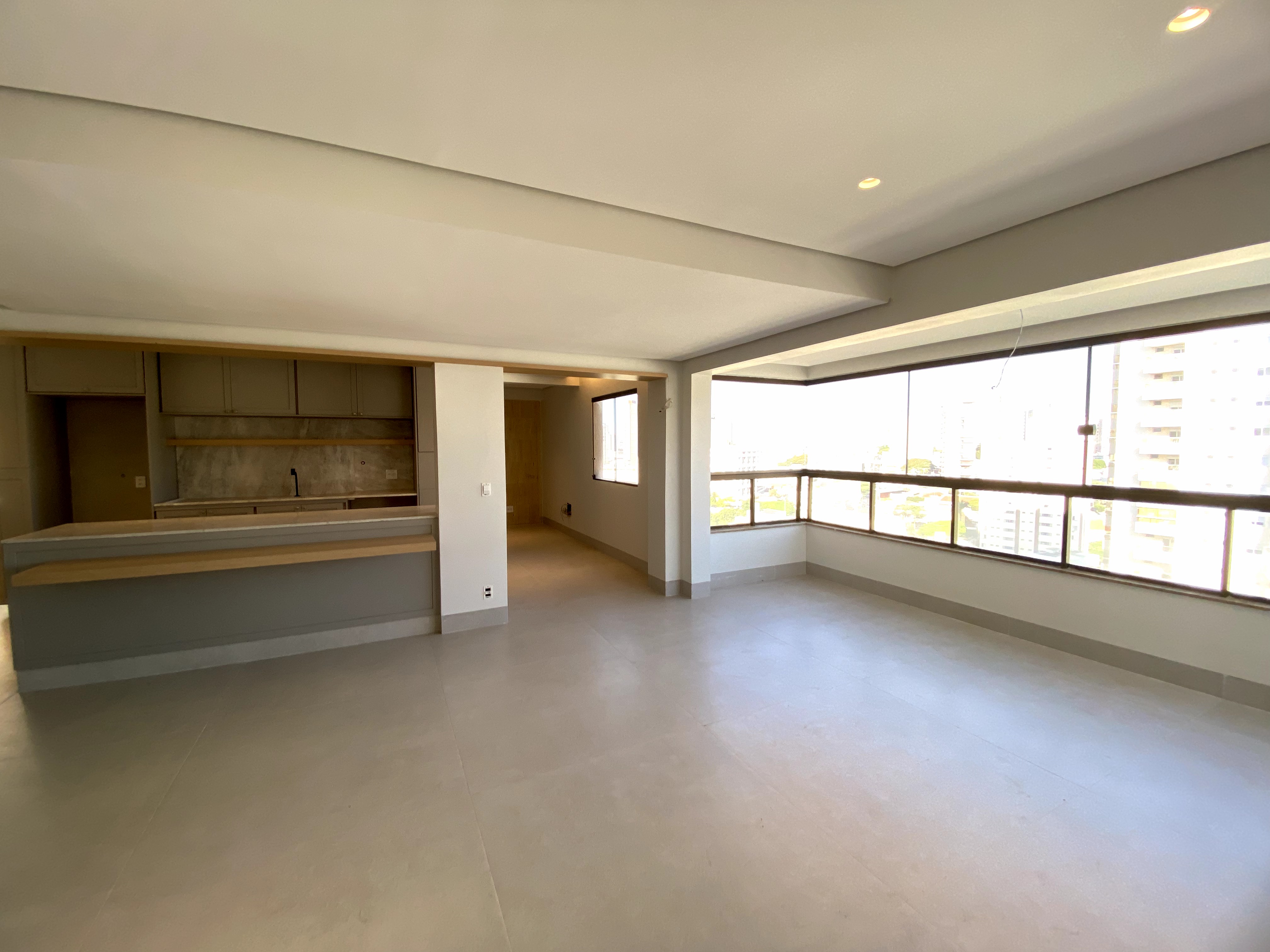 Imagem Apartamento com 4 Quartos à Venda, 216 m²em Martins - Uberlândia