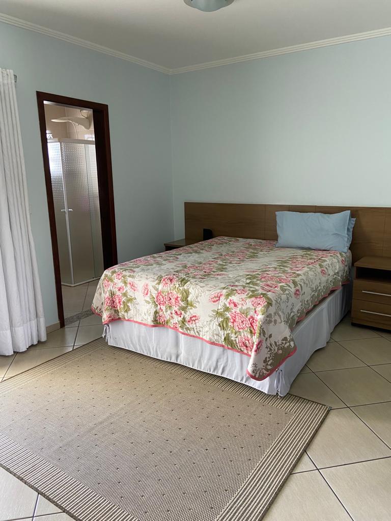 Imagem Sobrado com 3 Quartos à Venda, 166 m²em Jardim Rina - Santo André