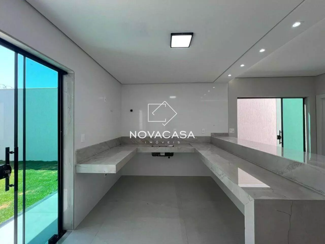 Imagem Casa com 4 Quartos à Venda, 150 m² em Planalto - Belo Horizonte