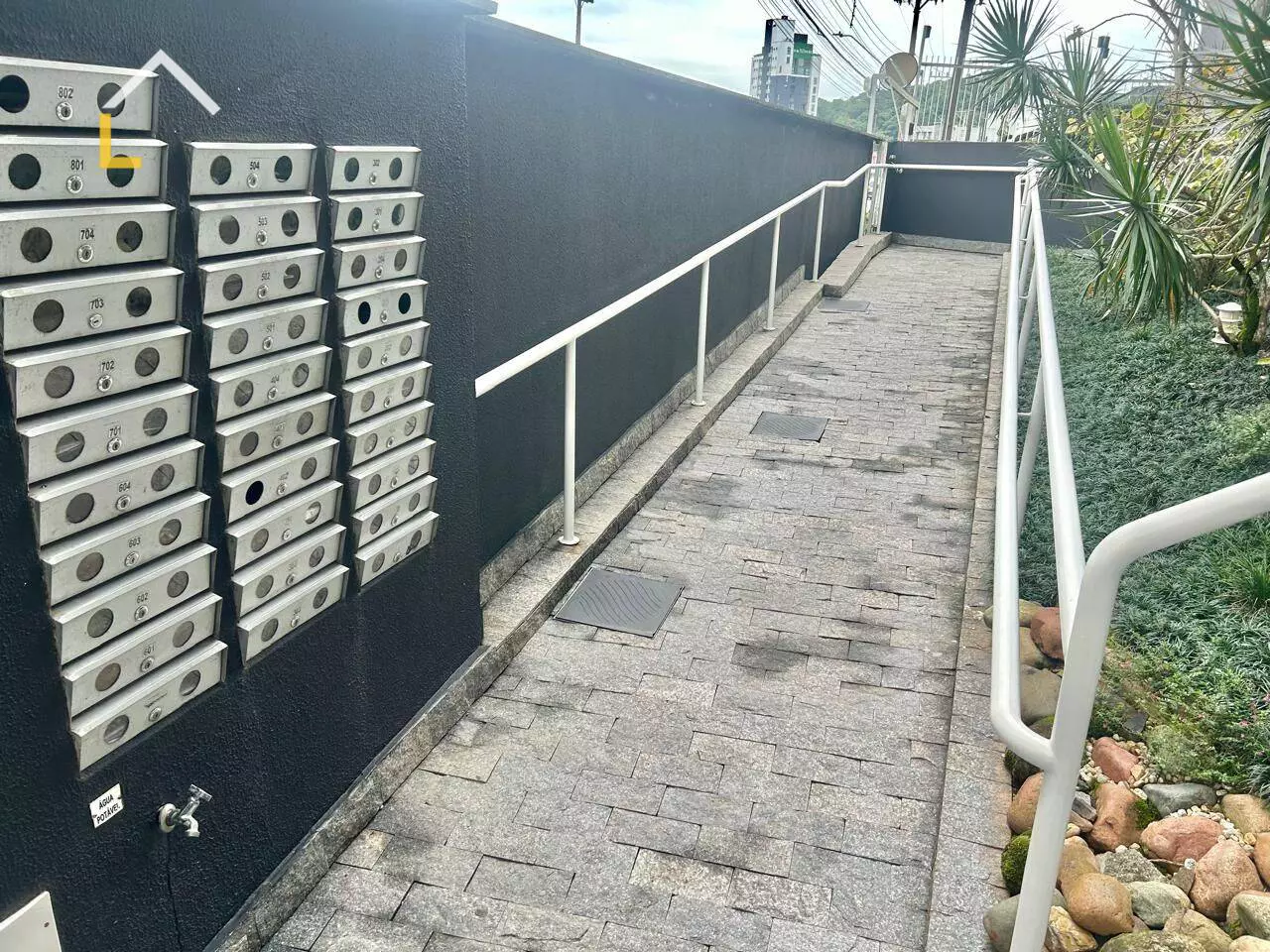 Imagem Apartamento com 2 Quartos à Venda, 64 m²em Anita Garibaldi - Joinville