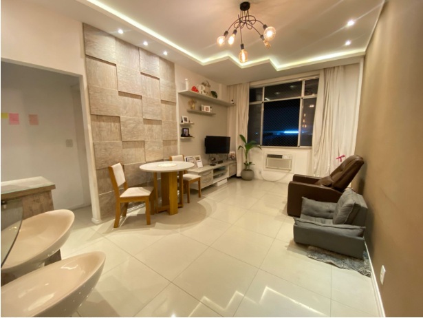 Imagem Apartamento com 2 Quartos à Venda, 70 m² em Icaraí - Niterói