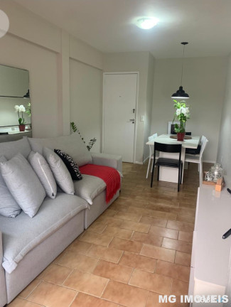 Imagem Apartamento com 2 Quartos à Venda,  em Centro - Balneário Camboriú