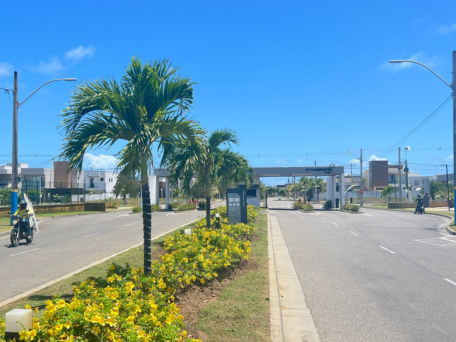 Imagem Terreno em Condomínio à Venda, 315 m² em Centro - Barra dos Coqueiros Imagem Terreno em Condomínio à Venda, 315 m² em Centro - Barra dos Coqueiros