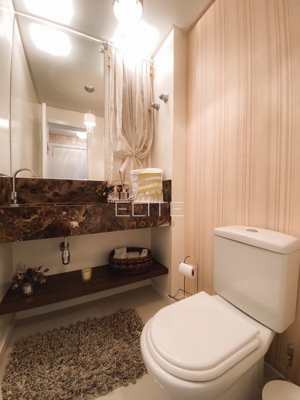 Imagem Apartamento com 4 Quartos à Venda, 153 m²em Campinas - São José