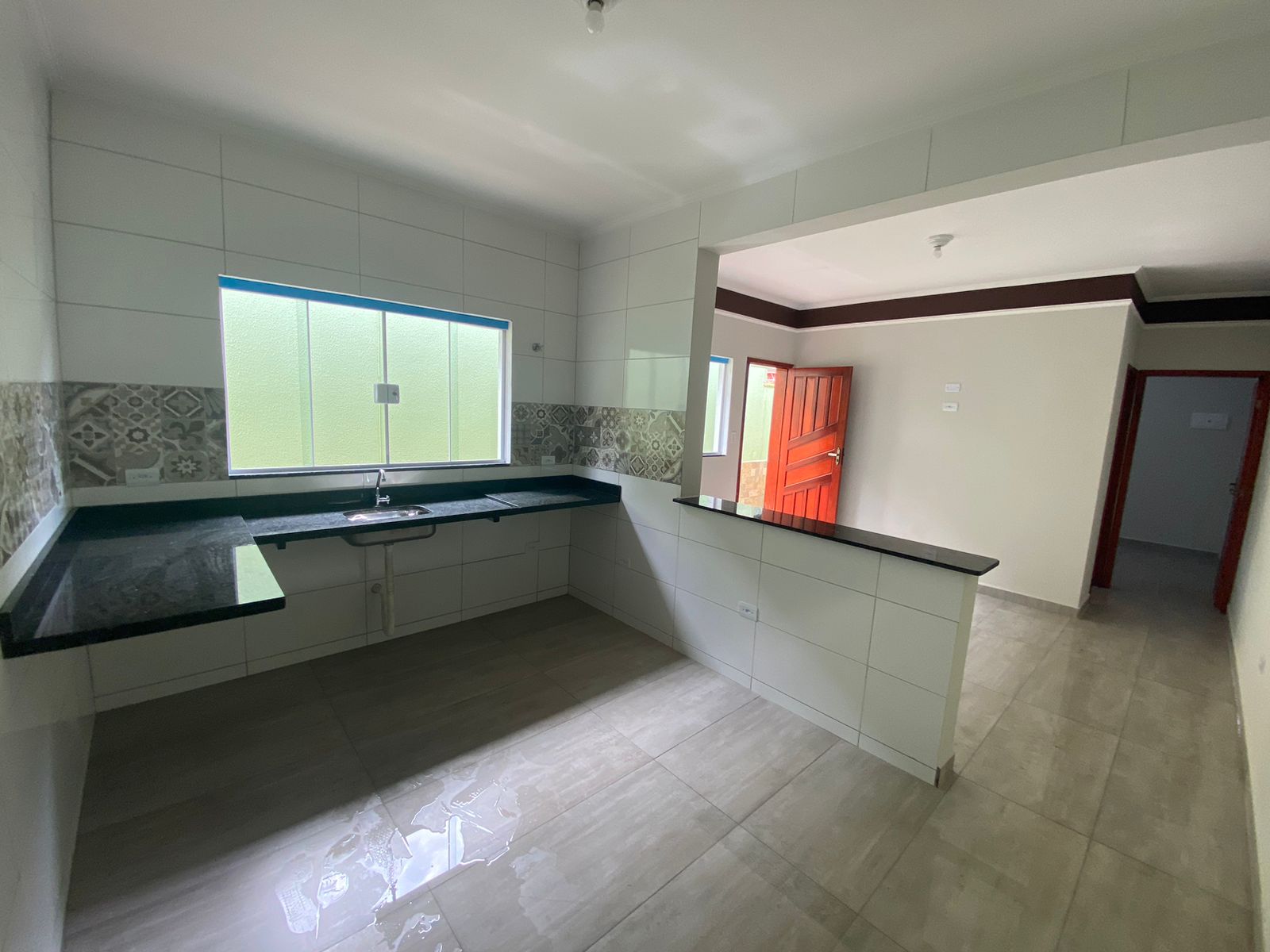 Imagem Casa com 2 Quartos à Venda, 76 m²em Pedreira - Mongaguá