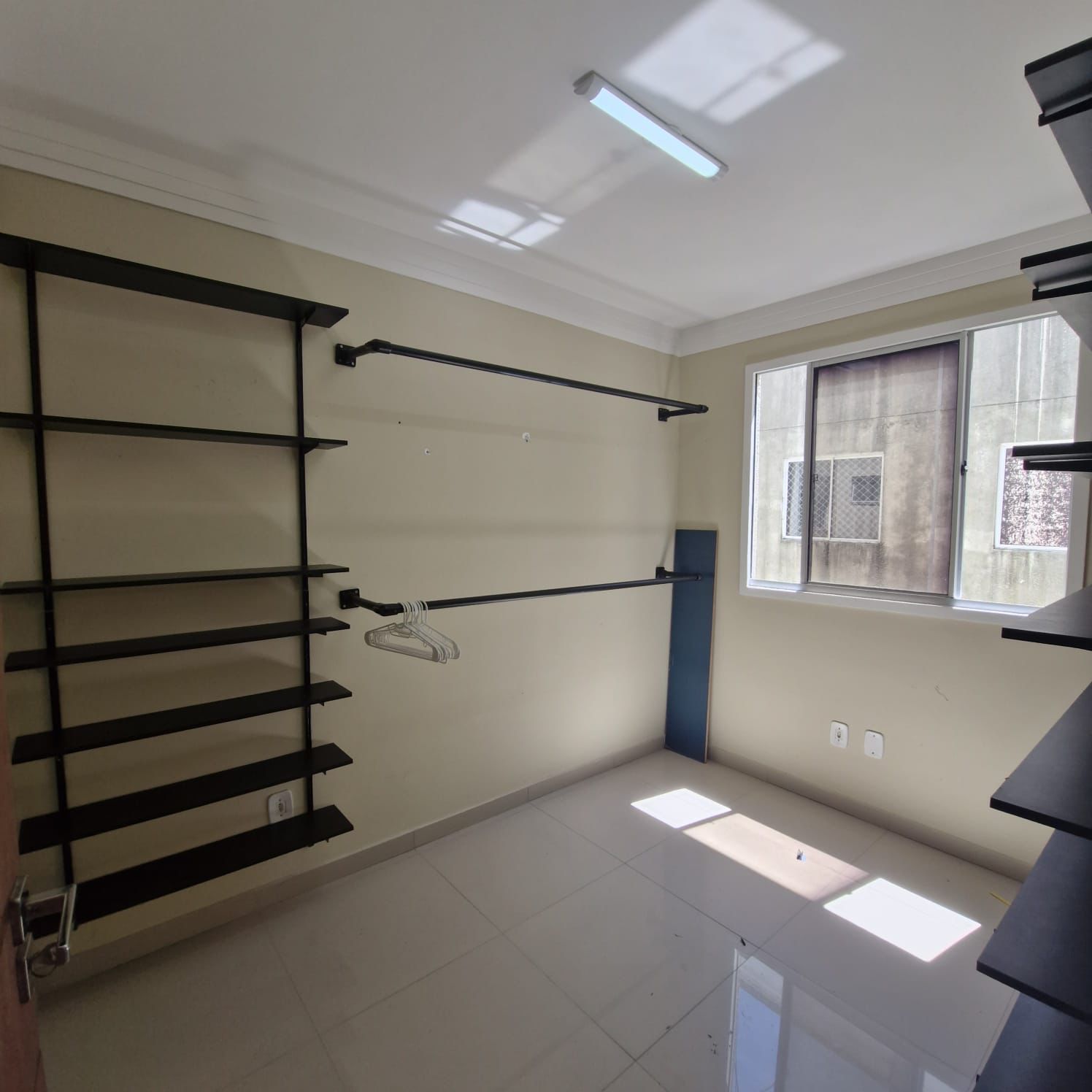 Imagem Apartamento com 2 Quartos à Venda, 45 m² em Catu de Abrantes (Abrantes) - Camaçari