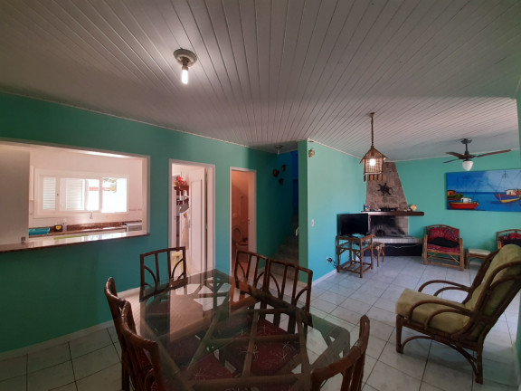Imagem Casa com 6 Quartos à Venda, 308 m² em Capão Novo Village - Capão Da Canoa Imagem Casa com 6 Quartos à Venda, 308 m² em Capão Novo Village - Capão Da Canoa