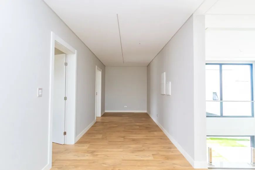 Imagem Casa de Condomínio com 4 Quartos à Venda, 500 m² em Orleans - Curitiba Imagem Casa de Condomínio com 4 Quartos à Venda, 500 m² em Orleans - Curitiba