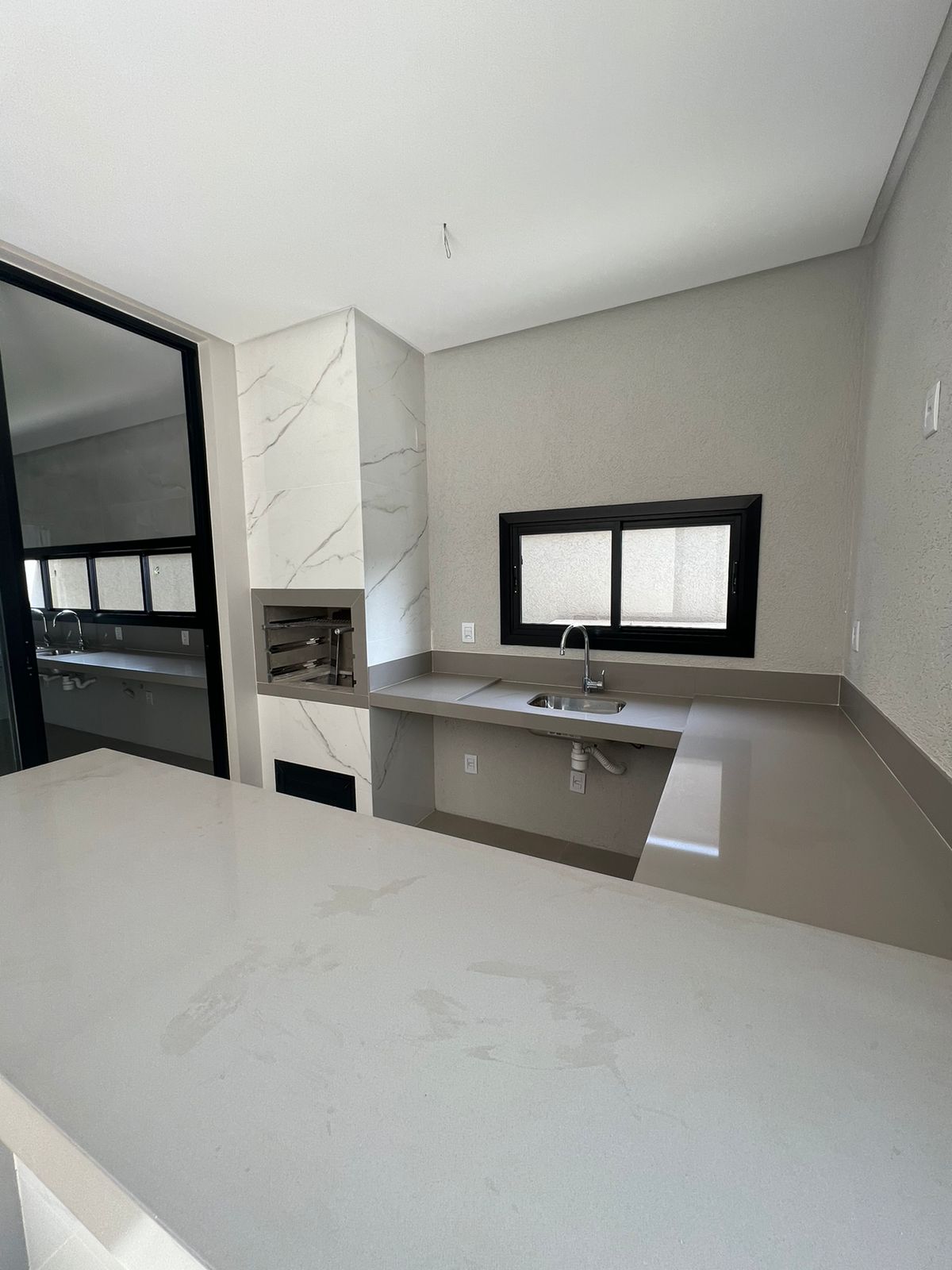 Imagem Casa de Condomínio com 4 Quartos à Venda, 253 m²em Residencial Goiânia Golfe Clube - Goiânia