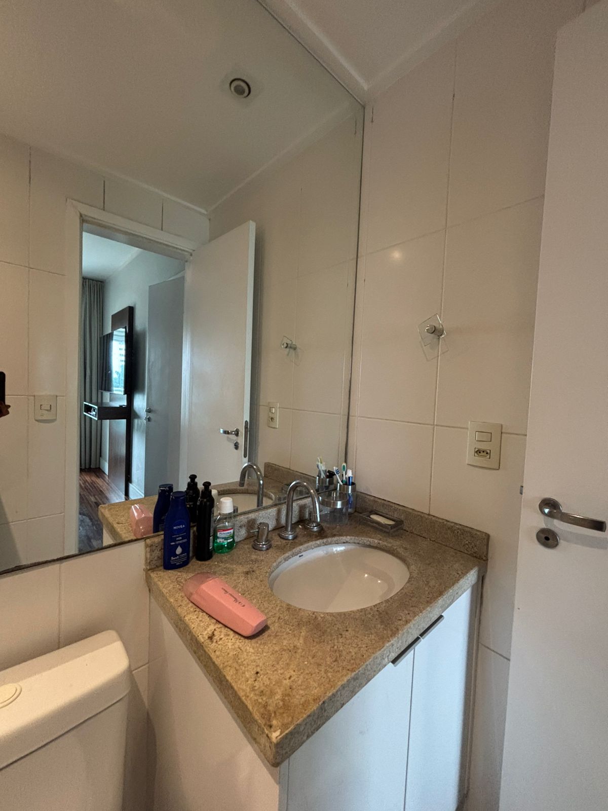 Imagem Apartamento com 1 Quarto para Alugar, 50 m² em Campo Belo - São Paulo