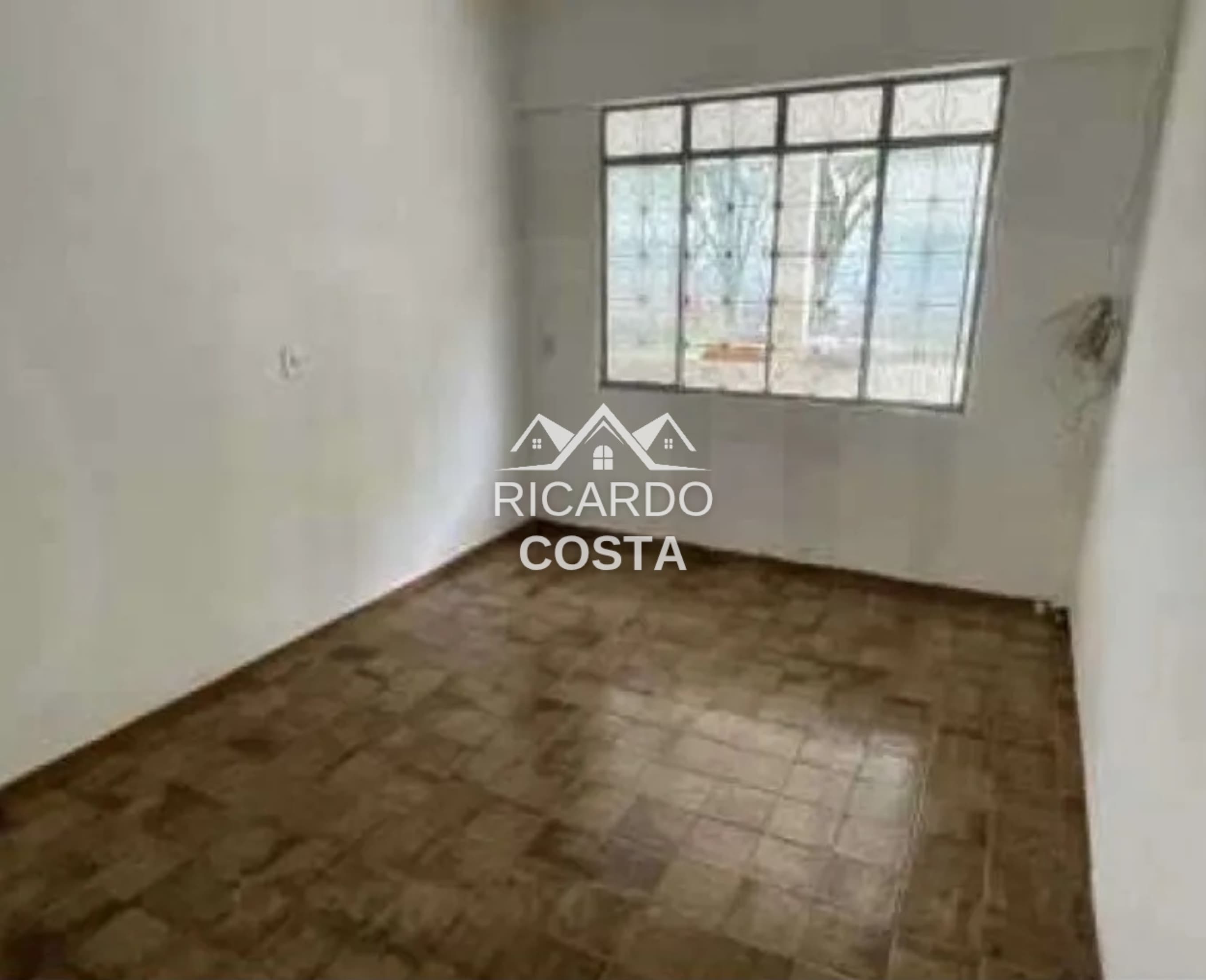 Imagem Casa com 2 Quartos à Venda, 307 m² em Taquara - Rio de Janeiro