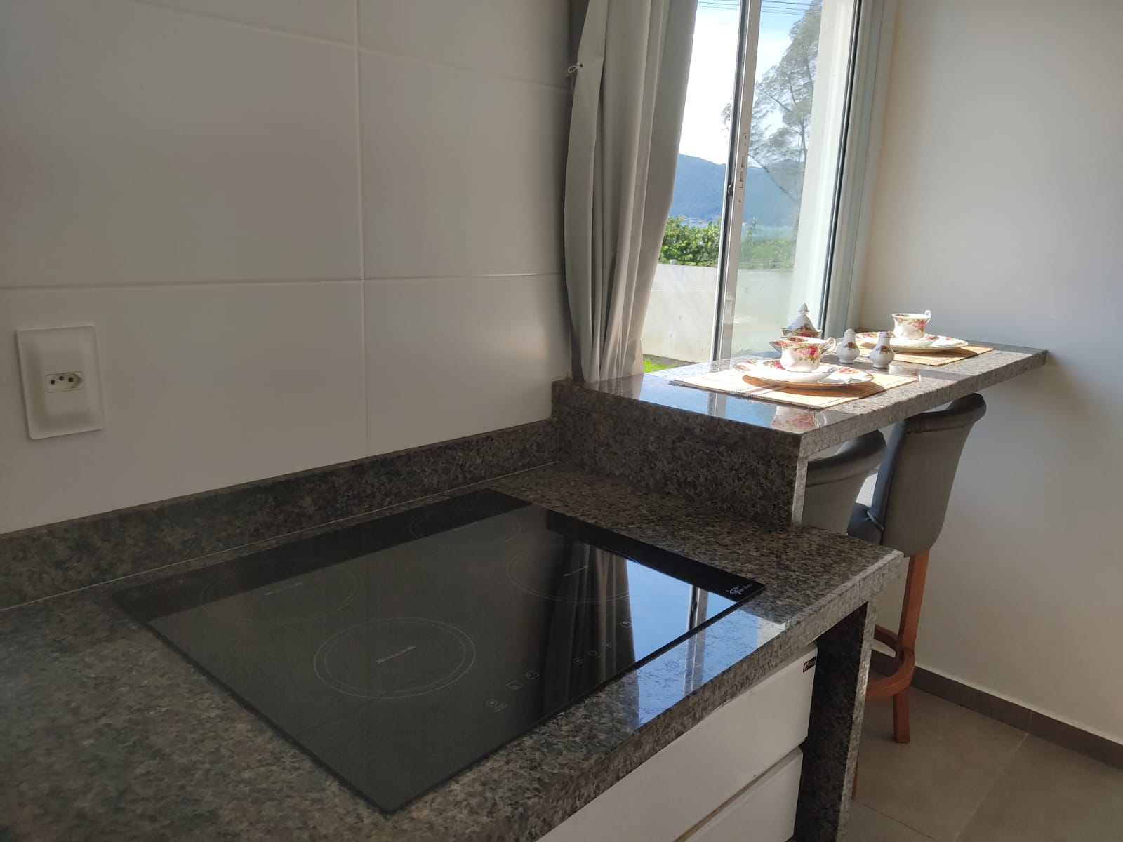 Imagem Sobrado à Venda ou Temporada, 100 m²em Praia do Sonho - Palhoça Imagem Sobrado à Venda ou Temporada, 100 m²em Praia do Sonho - Palhoça