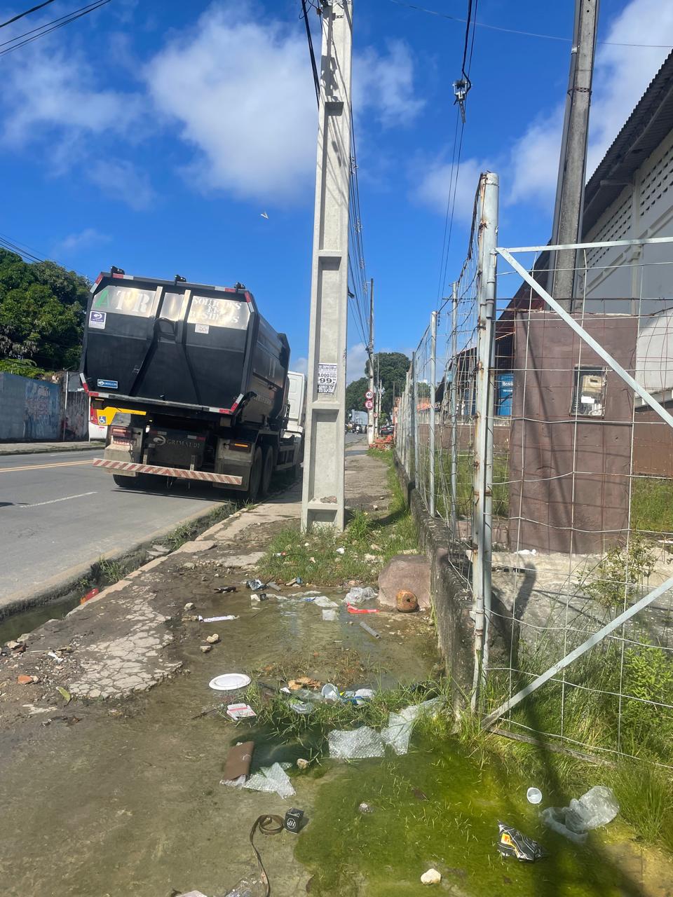 Imagem Galpão para Alugar, 300 m² em Ibura - Recife Imagem Galpão para Alugar, 300 m² em Ibura - Recife