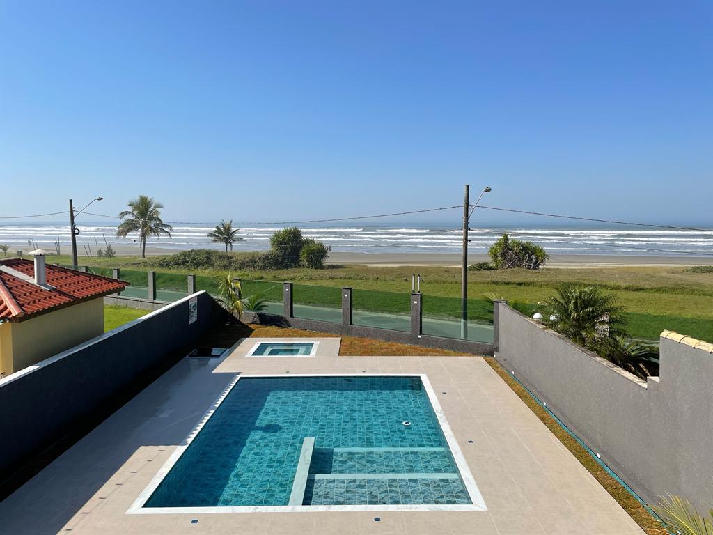 Imagem Casa de Condomínio com 4 Quartos à Venda, 250 m²em Condominio Belize - Itanhaém Imagem Casa de Condomínio com 4 Quartos à Venda, 250 m²em Condominio Belize - Itanhaém
