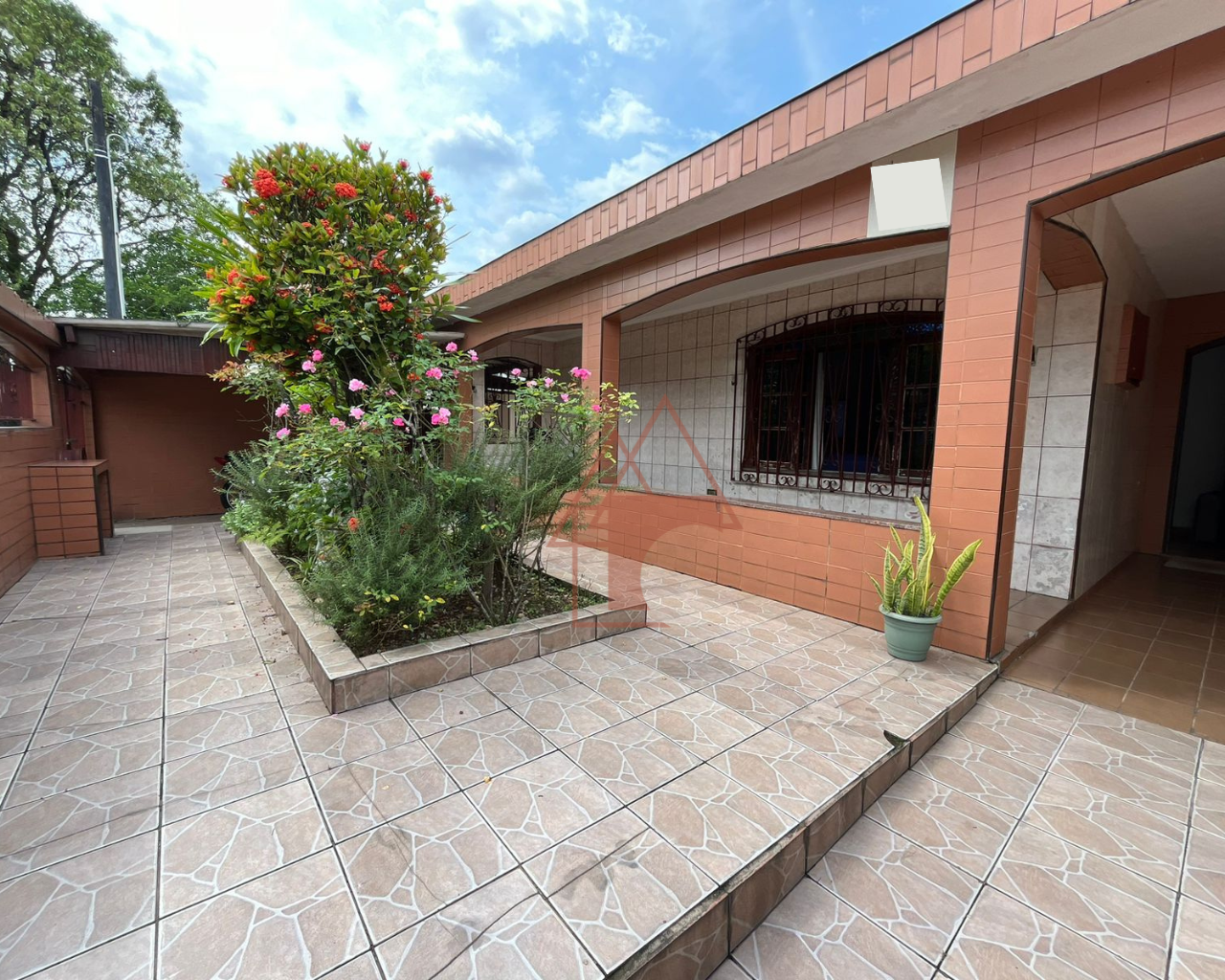 Imagem Casa com 3 Quartos à Venda, 180 m² em Vila Ponte Nova - Cubatão Imagem Casa com 3 Quartos à Venda, 180 m² em Vila Ponte Nova - Cubatão