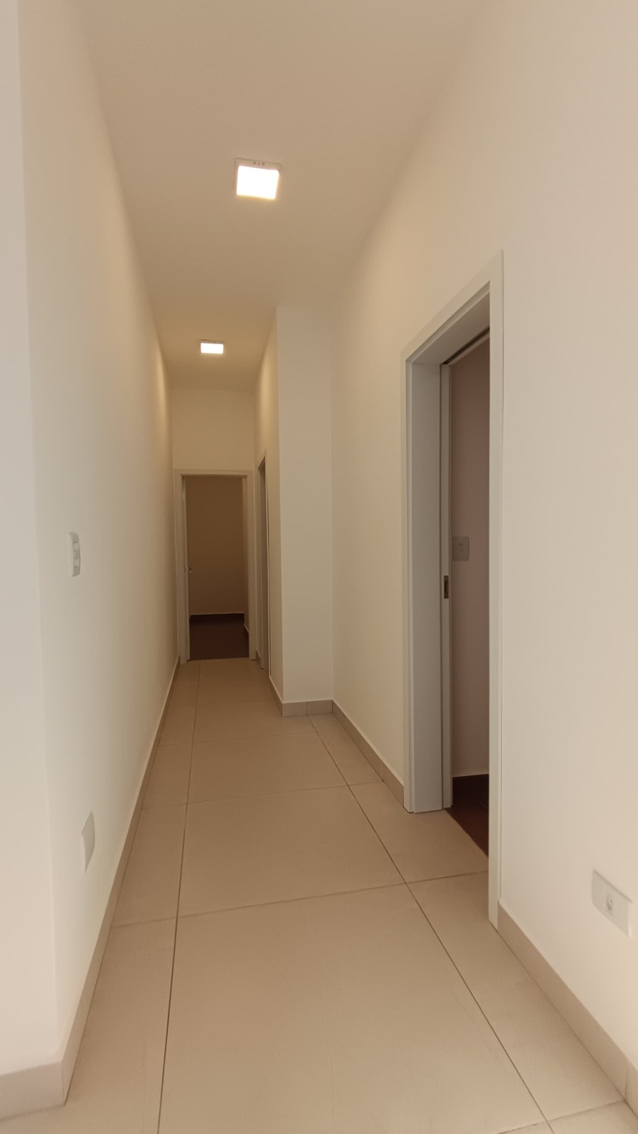 Imagem Casa com 3 Quartos à Venda, 214 m² em Condomínio Residencial Fazenda Santa Helena - Bragança Paulista Imagem Casa com 3 Quartos à Venda, 214 m² em Condomínio Residencial Fazenda Santa Helena - Bragança Paulista