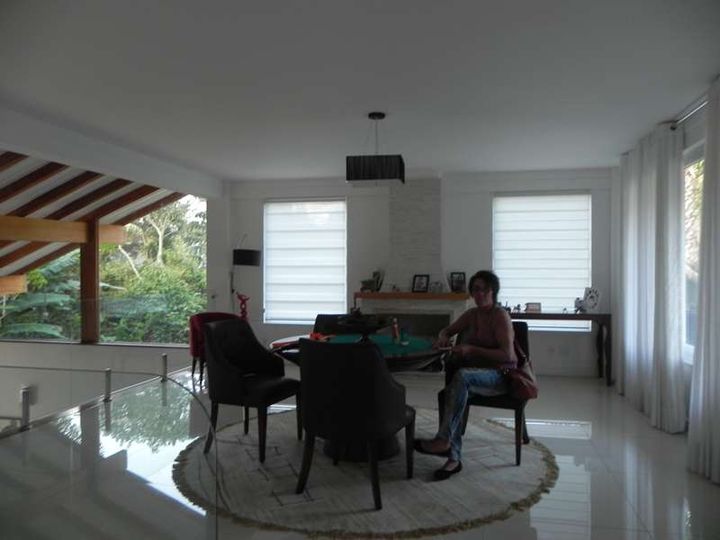 Imagem Casa de Condomínio com 5 Quartos à Venda, 500 m² em Várzea&nbsp; - Teresópolis
