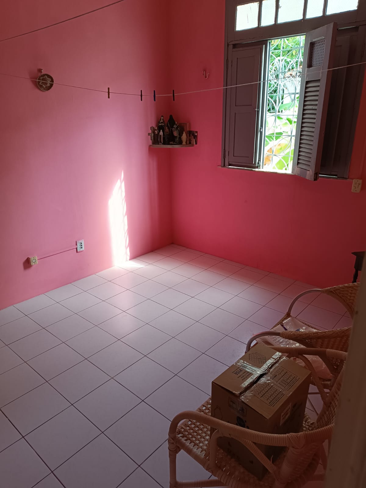 Imagem Casa com 3 Quartos à Venda, 493 m² em Farias Brito - Fortaleza Imagem Casa com 3 Quartos à Venda, 493 m² em Farias Brito - Fortaleza
