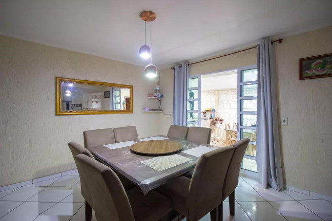 Imagem Casa com 4 Quartos à Venda, 221 m² em Parque Guarani - Várzea Paulista