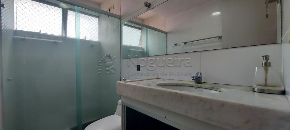 Foto do imóvel Apartamento com 3 Quartos à Venda, 106 m² em Aflitos - Recife
