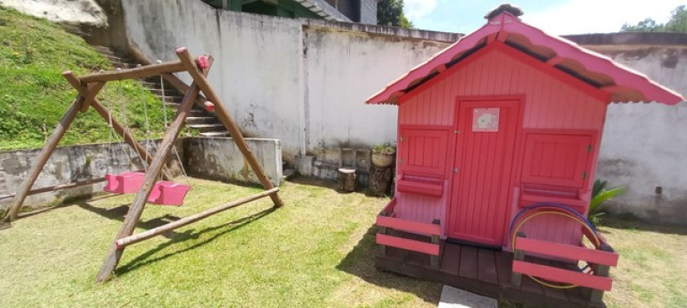 Imagem Casa de Condomínio com 2 Quartos à Venda, 80 m² em Albuquerque - Teresópolis