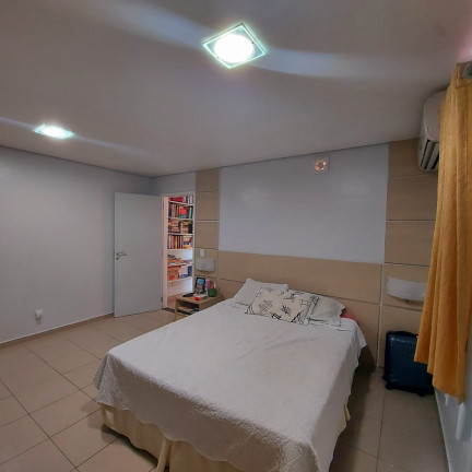 Imagem Casa de Condomínio com 4 Quartos à Venda, 300 m² em Flores - Manaus