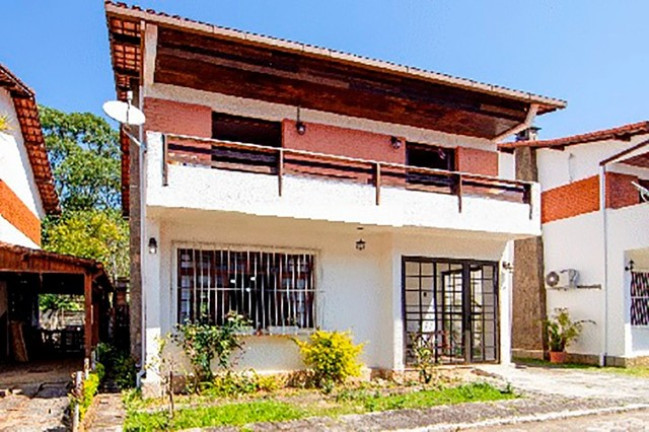 Imagem Casa de Condomínio com 4 Quartos à Venda, 150 m² em Alto - Teresópolis