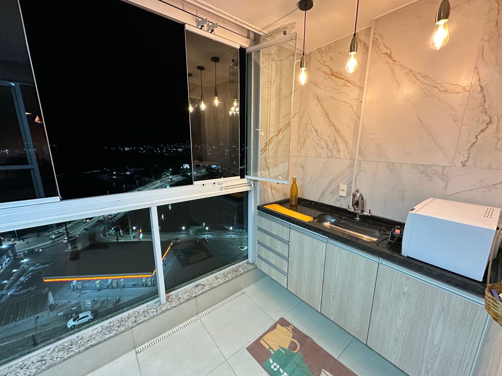 Imagem Apartamento com 2 Quartos à Venda, 65 m²em Centro - Guarapari