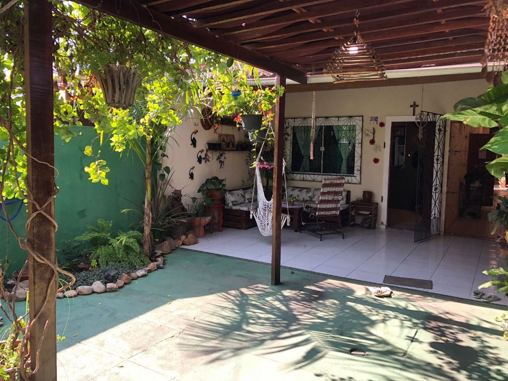 Imagem Casa com 2 Quartos à Venda, 80 m²em Horto - Maracanaú