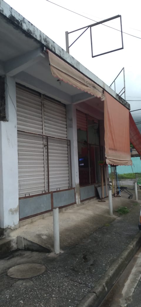 Imóvel Comercial à Venda, 100 m²em OURO PRETO - NOVA IGUAÇU