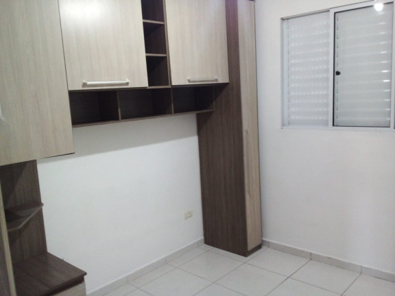 Casa com 2 Quartos à Venda ou Locação, 52 m² em Parque São Vicente - São Vicente