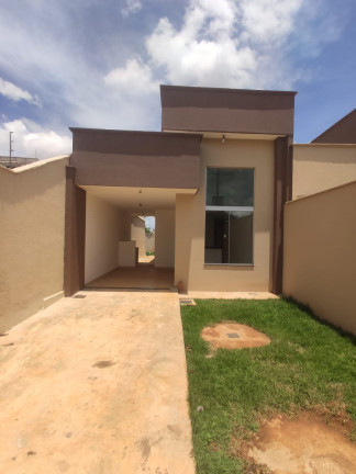 Casa com 3 Quartos à Venda, 74 m² em Parque Veiga Jardim - Aparecida de Goiânia