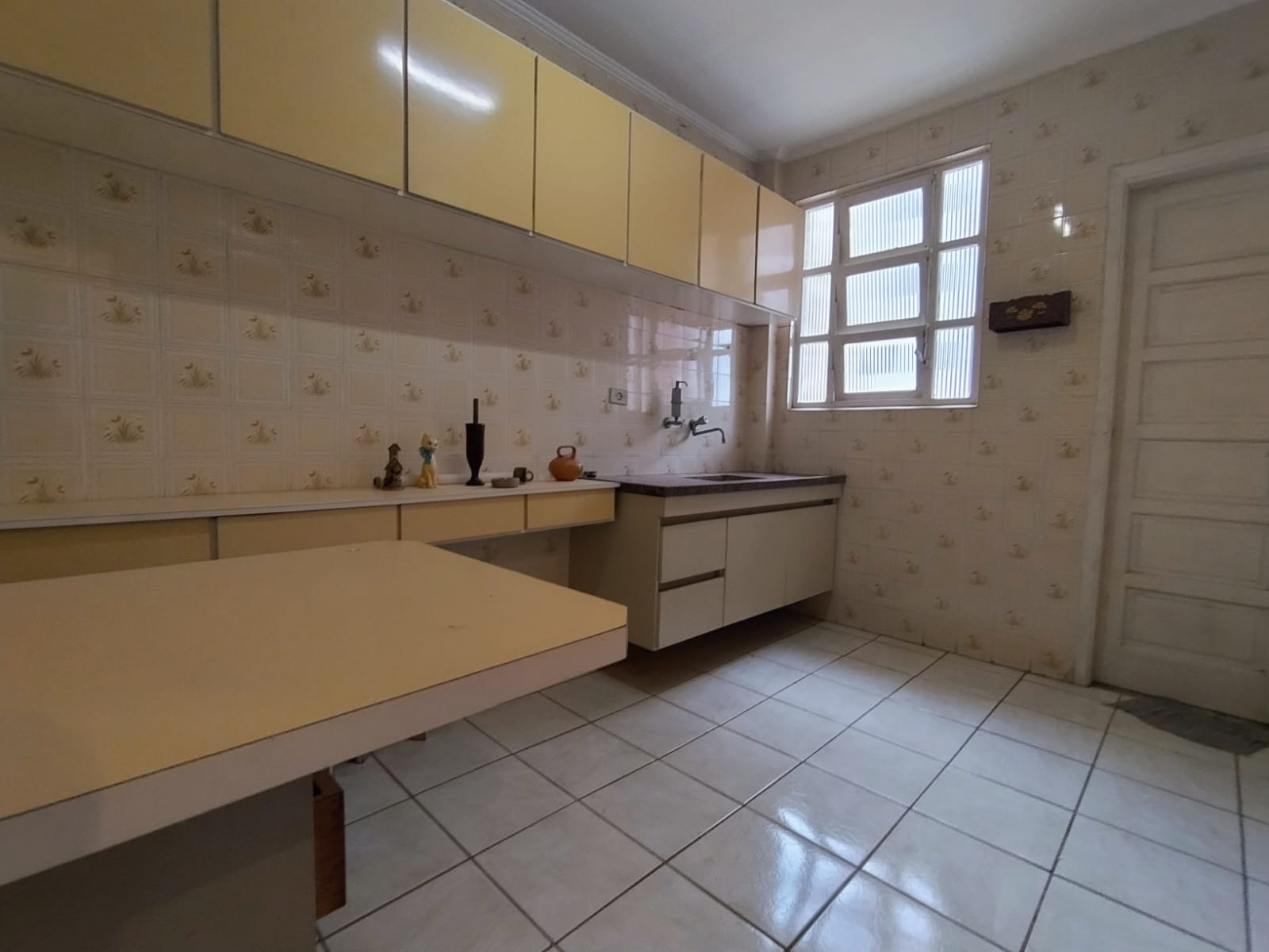 Imagem Kitnet com 1 Quarto à Venda, 38 m² em Tupi - Praia Grande Imagem Kitnet com 1 Quarto à Venda, 38 m² em Tupi - Praia Grande