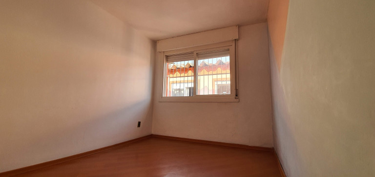 Imagem Apartamento com 1 Quarto à Venda, 61 m² em Teresópolis - Porto Alegre